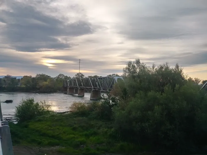 The River Lodge RV Park Picture 4