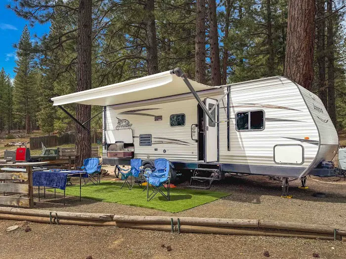 Dream Catcher RV Park & Campground Picture 3