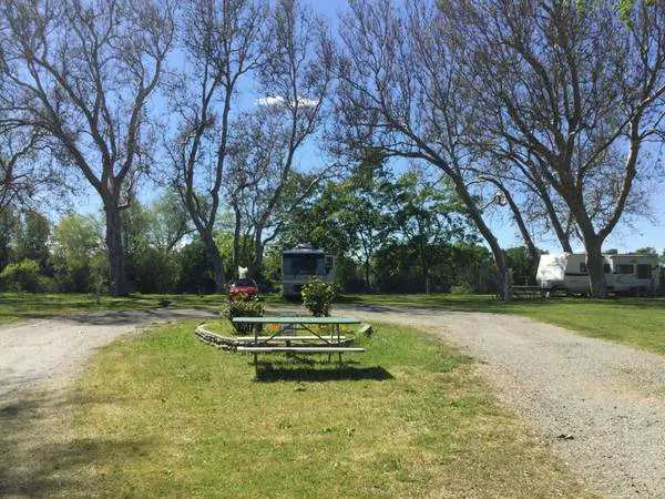 Hidden Harbor Marina & RV Park Picture 4
