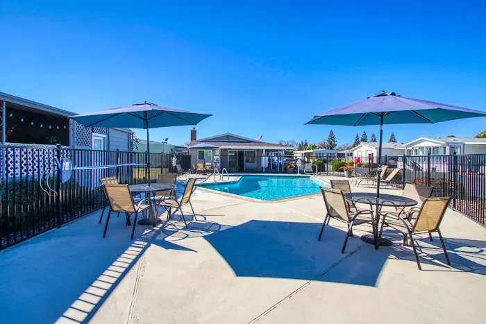 Pleasant Valley Mobile Estates Picture 4