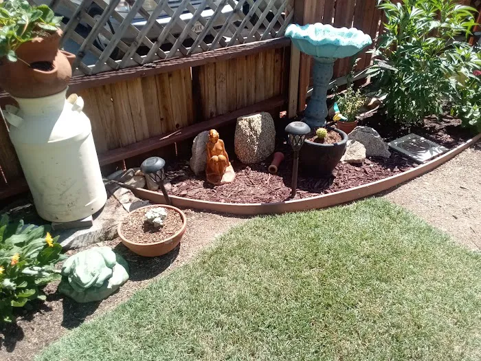 Gold Hill Mobile Home Park Picture 10