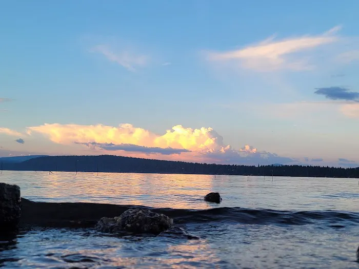 Almanor Campgrounds Picture 3