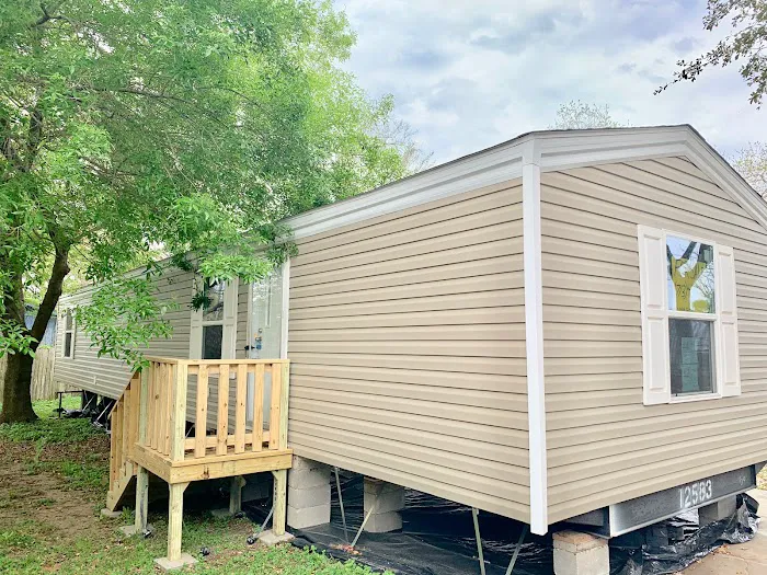 Clute Mobile Home & RV Park Picture 6