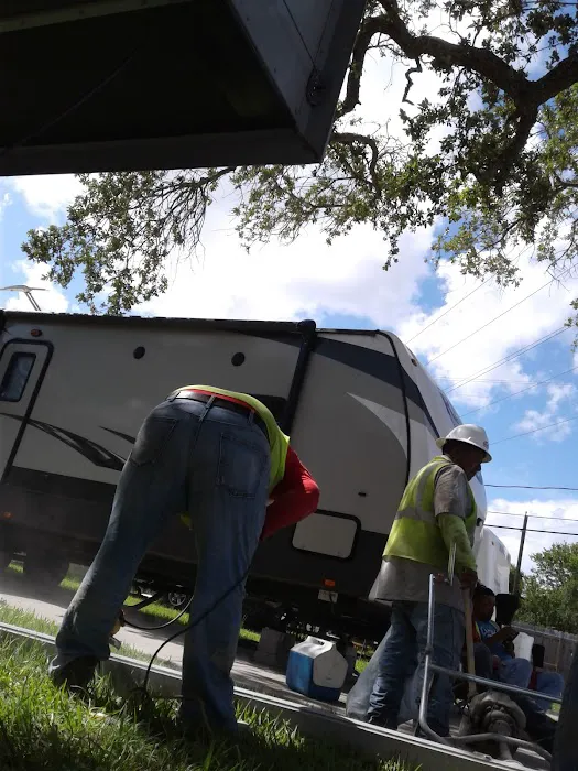 Plantation Oaks RV Park Picture 7