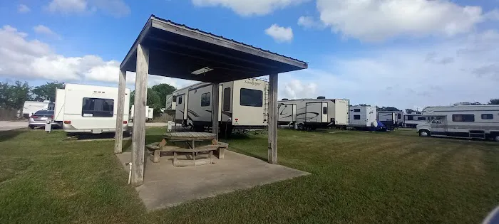 Freeport RV Park Picture 4