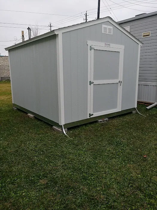 Lazy Wasp Manufactured Home Community Picture 8