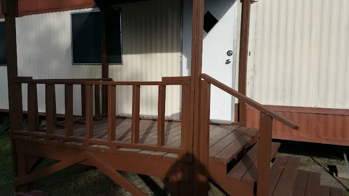 Lazy Wasp Manufactured Home Community Picture 1