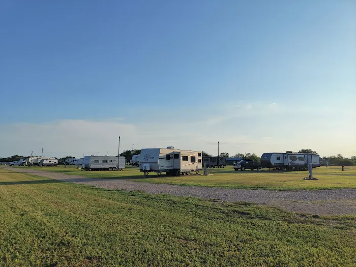 Reel World RV Park Picture 9