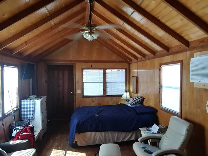 Serendipity Bay RV Resort, Cabins and Marina Picture 4