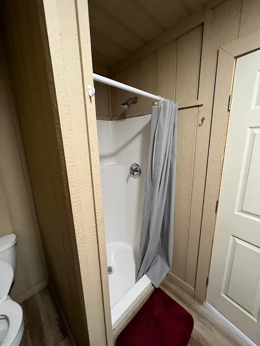 Coastal Bay RV and Cabin Rentals Picture 8
