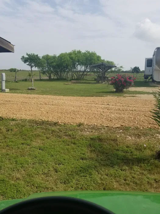 Machacek's Rockin' M RV Park & Campgrounds Picture 4