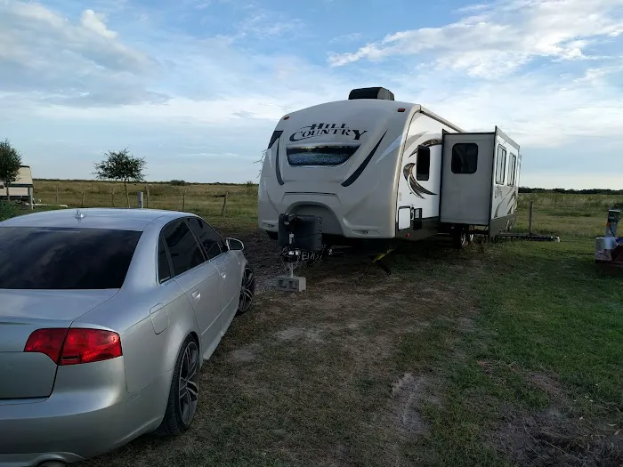 Machacek's Rockin' M RV Park & Campgrounds Picture 9