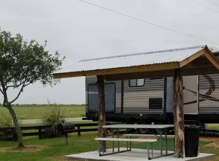 Machacek's Rockin' M RV Park & Campgrounds