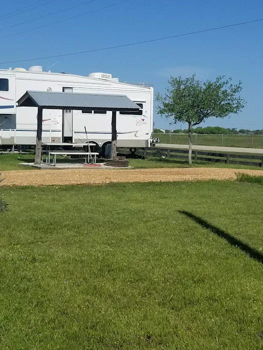 Machacek's Rockin' M RV Park & Campgrounds Picture 5