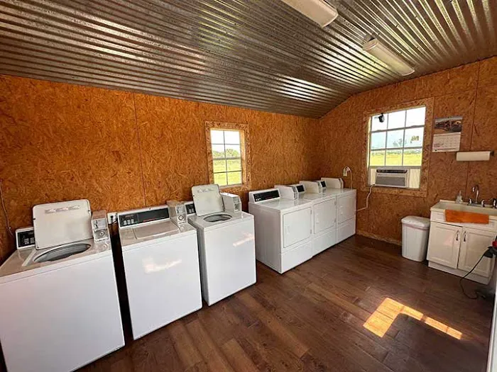 Country RV Park Picture 2