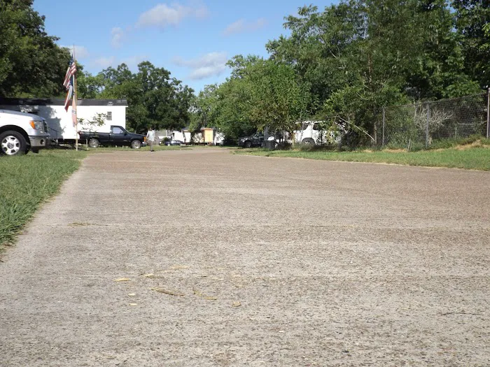 Santa Fe RV & Mobile Home Park Picture 5