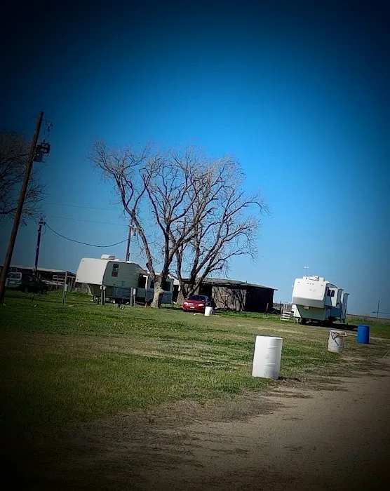 LoneStar PecanShell RV Ranch and Camp Picture 5