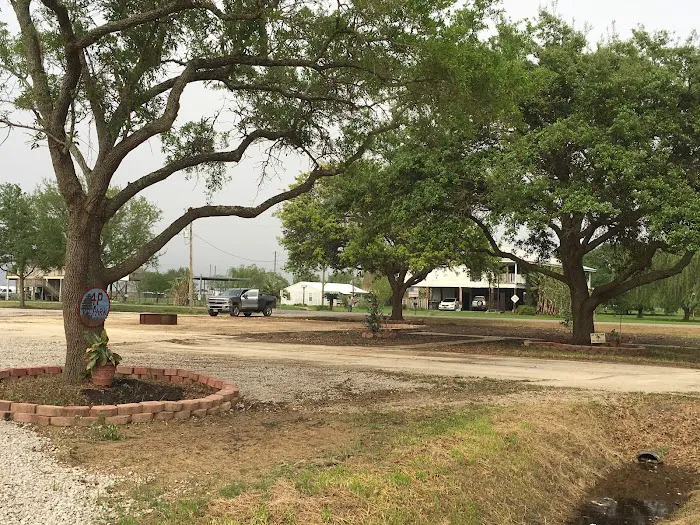 4P RV Park Picture 1