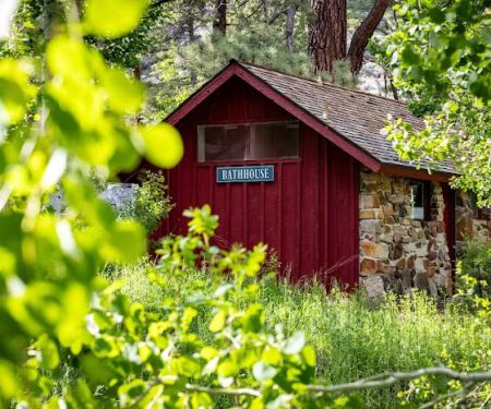 Desolation Hotel Campground