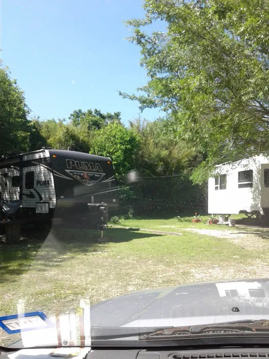 Palm Court RV Park Picture 2