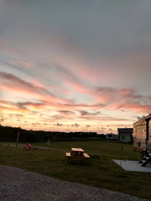 Blue Eyes RV Park Picture 7