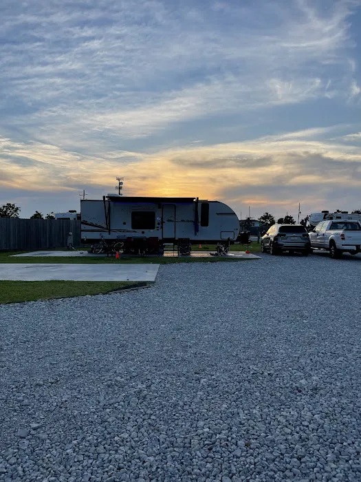 Little Schipper's RV Park Picture 6
