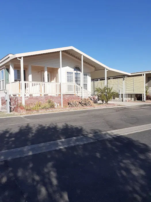 Littletons Mobile Home Park Picture 2