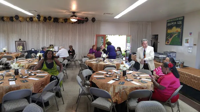 Valencia Lea Adult Mobile Home Picture 5