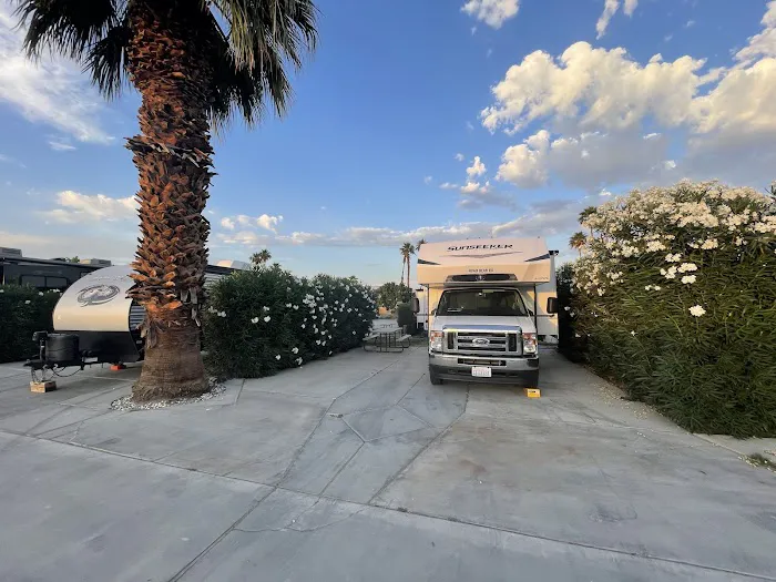 Shadow Hills RV Resort Picture 3