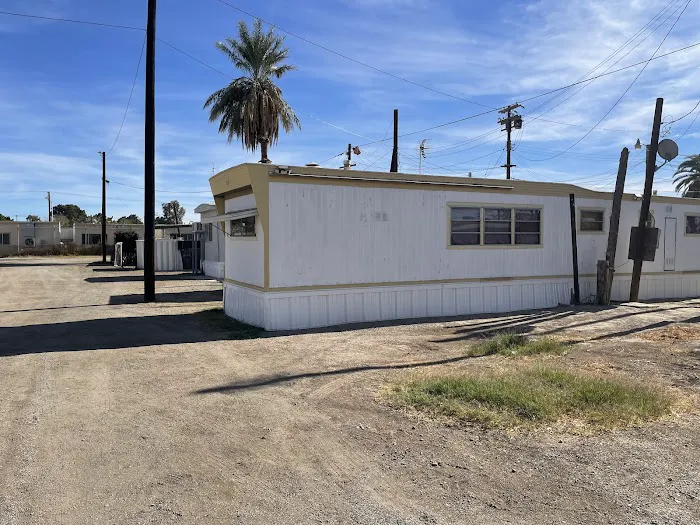 Wagon Wheel Village Mobile Home Park | RV Park Picture 4