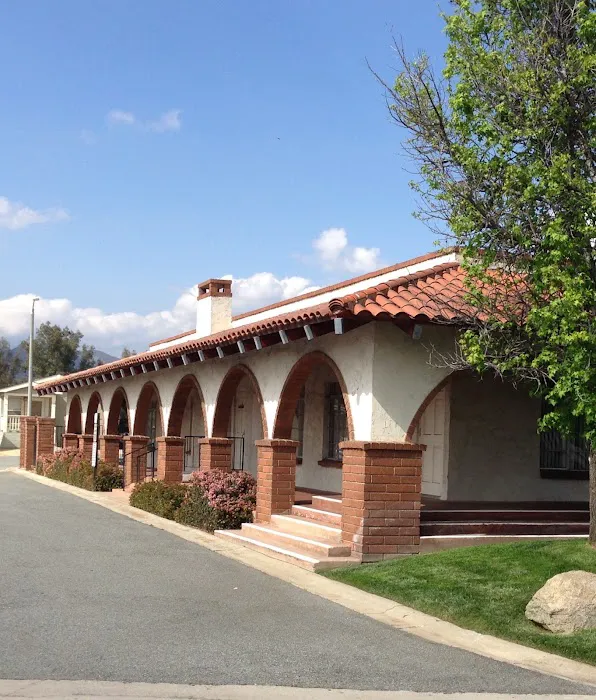 Mission Valley Oaks Picture 5