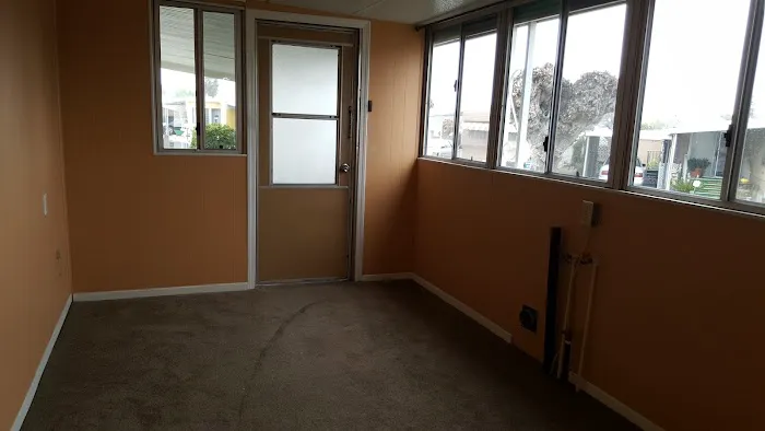 HOME- Carriage Trade Manor Picture 2