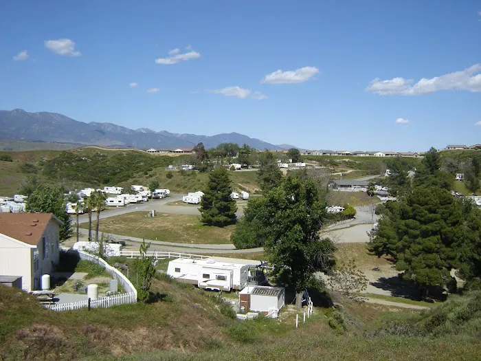 Country Hills RV Park Picture 10