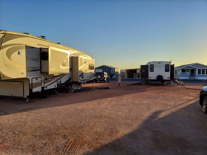 Cotton Lane RV Park Picture 3