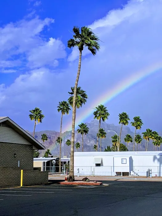 Weaver's Needle RV Resort Picture 2