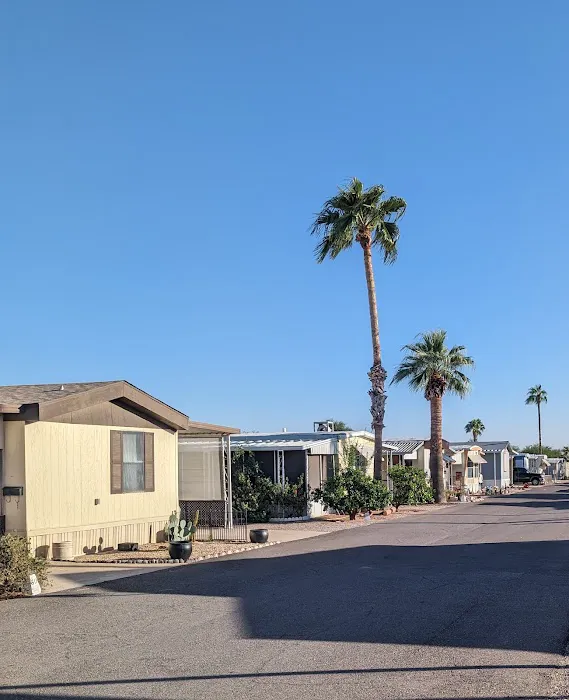 Sundance West 2 RV Resort Picture 4