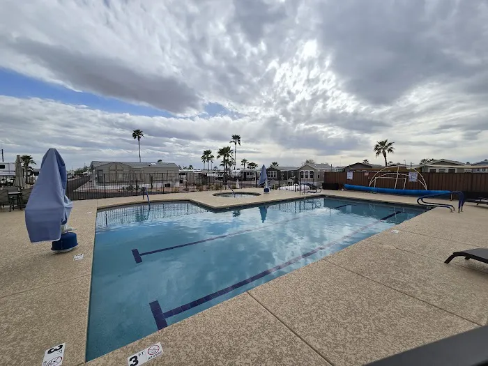 Sundance West RV Resort Picture 8