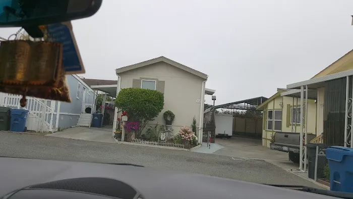 Lazy Wheel Mobile Home Park Picture 1