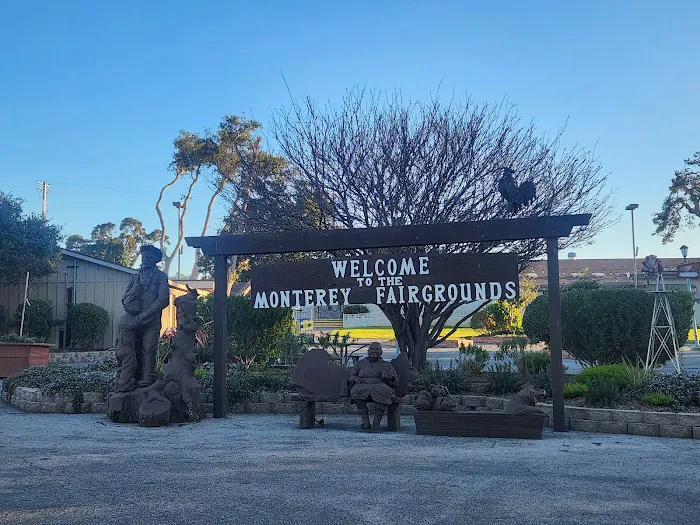 Monterey Fairgrounds RV Park Picture 2