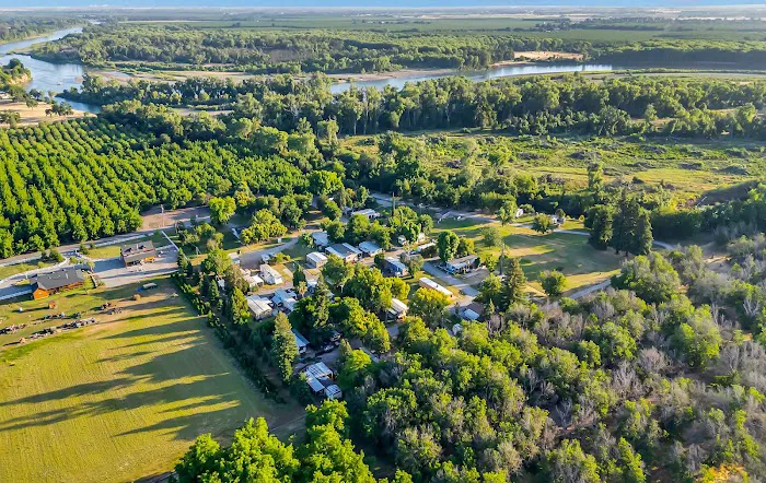 Antelope Creek Mobilehome Park Picture 4