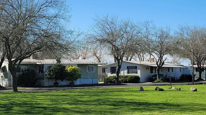 River View Mobile Home Community Picture 3