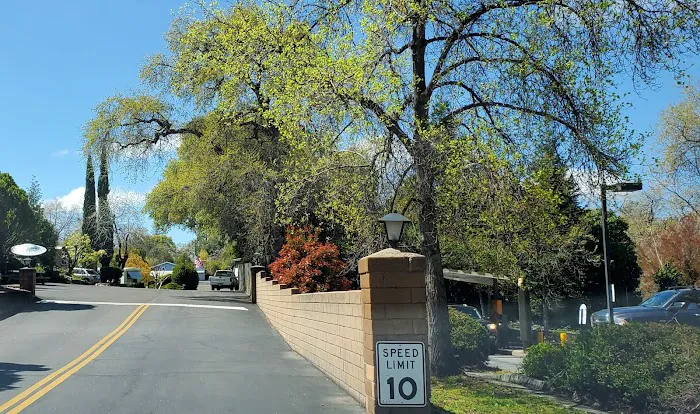 Woodside Village Mobile Home Park Picture 4