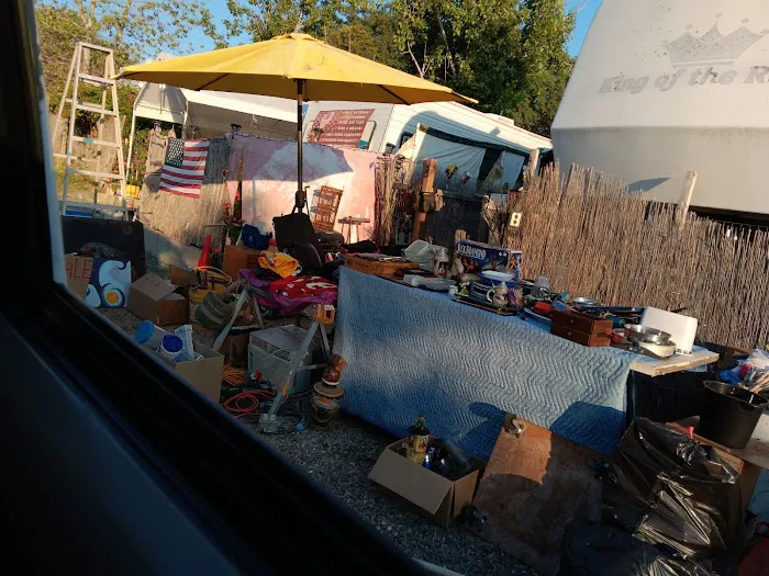 Flanigan Mobile Home Park Picture 2