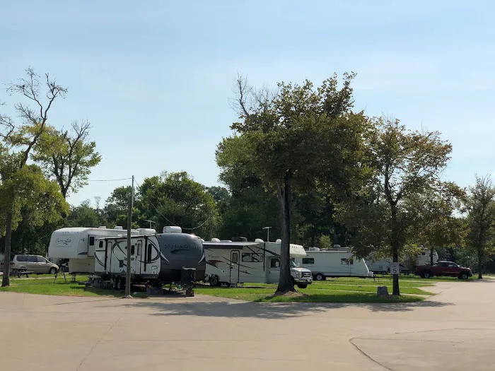 Highland Bayou RV Park Picture 4