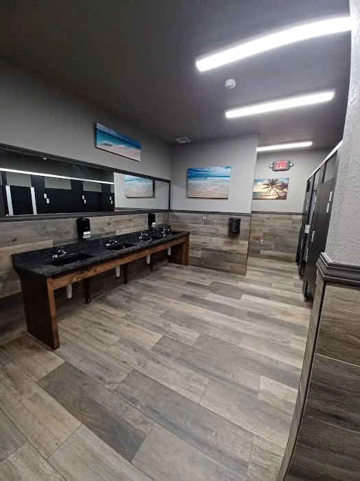 Xtreme RV Resort Picture 3
