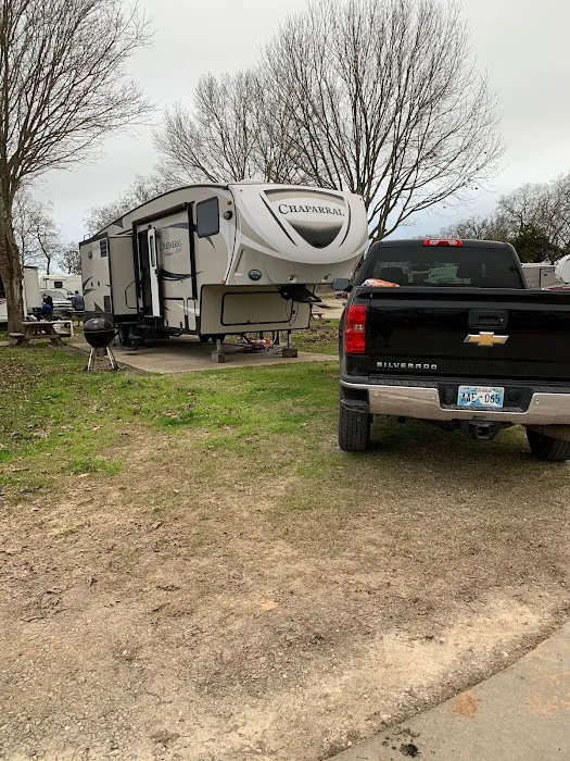Lazy D RV Resort Picture 1