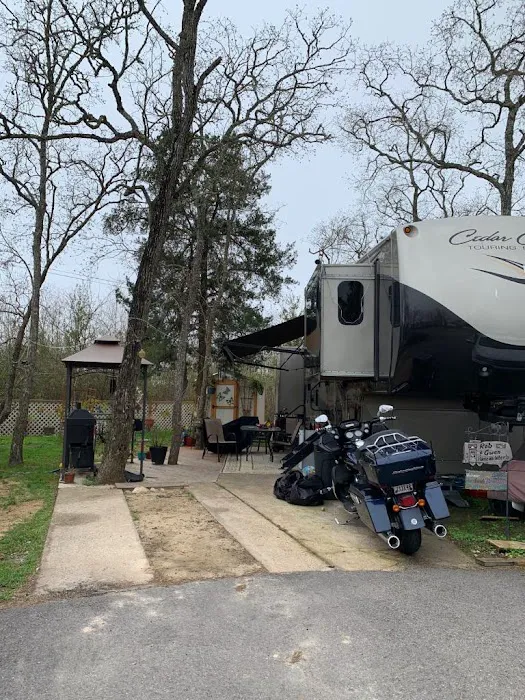 Little Thicket RV Park Picture 2