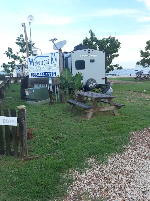 Waterfront RV Picture 3