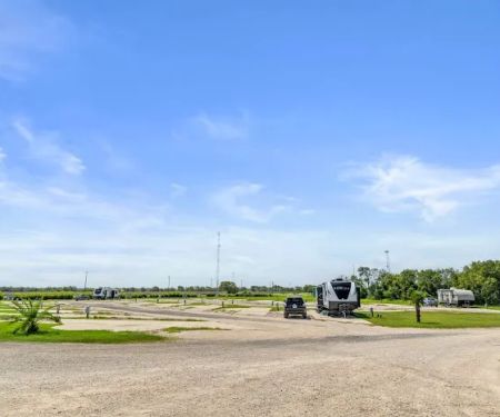 Enchanted Lakes of Edna Rv Park