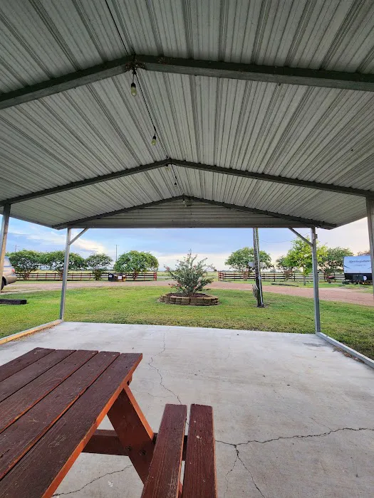 Besos Ranch RV Park Picture 9